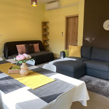 Nest1 Apartments Keszthely Ngoại thất bức ảnh