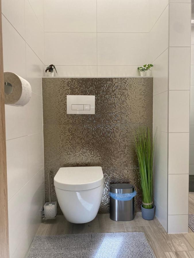 Nest1 Apartments Keszthely Ngoại thất bức ảnh