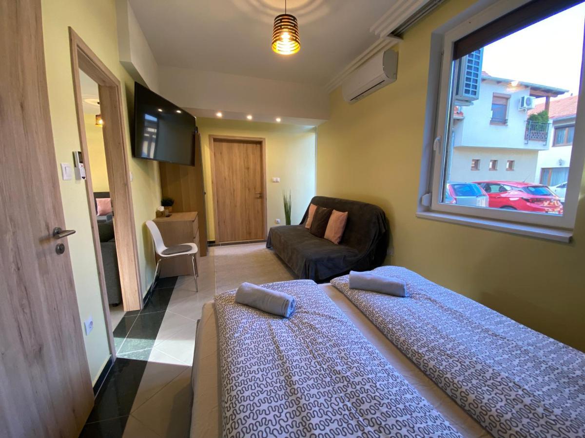 Nest1 Apartments Keszthely Ngoại thất bức ảnh